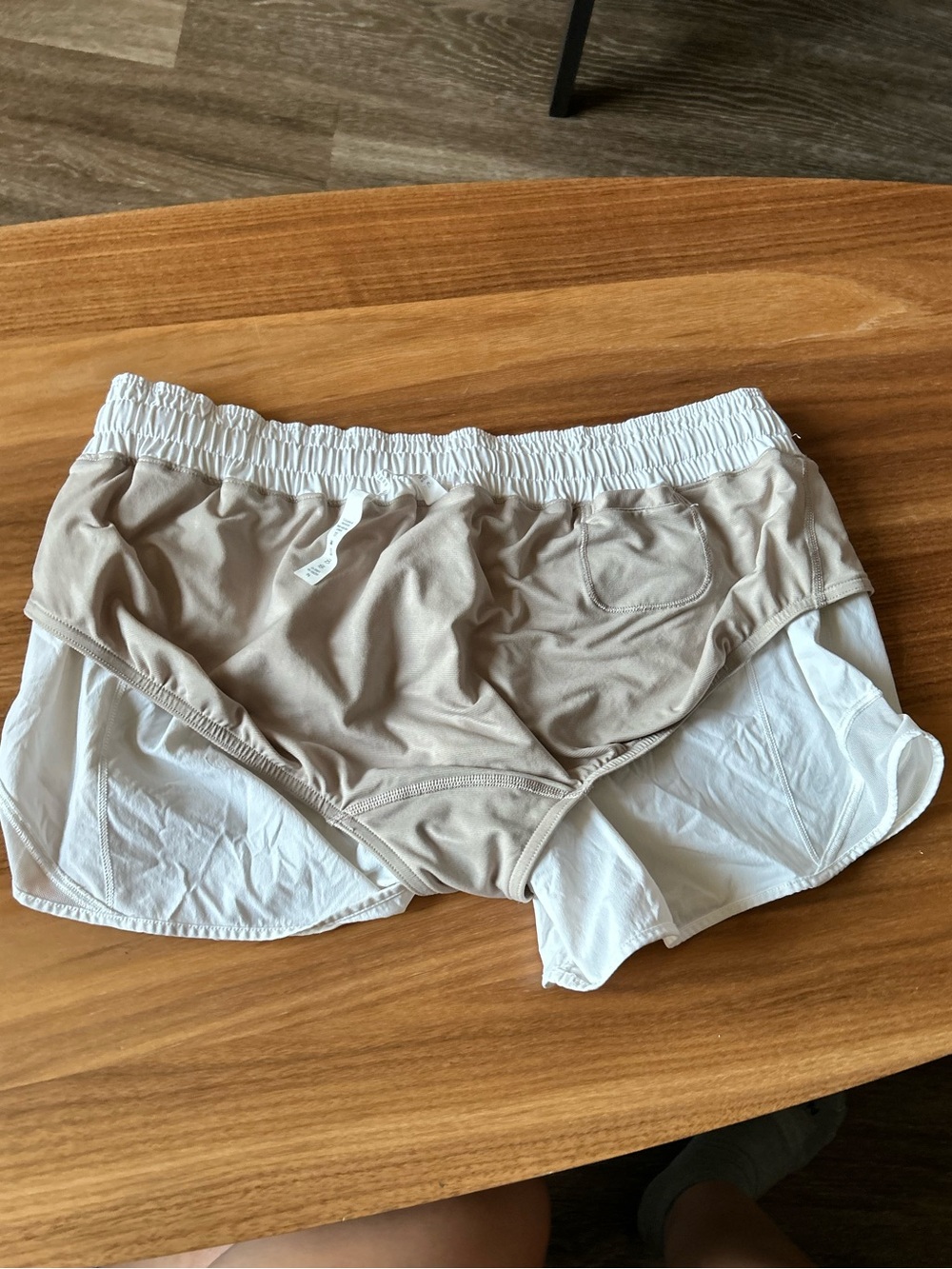 Lululemon Hotty Hot Short - Picture 12 of 14